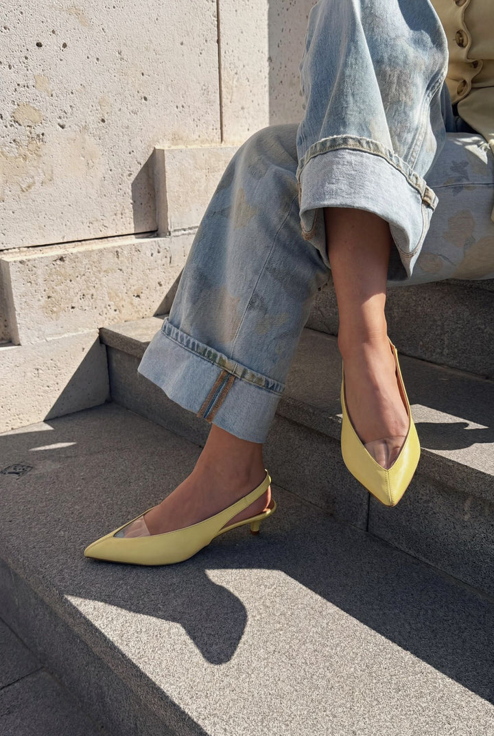 Casira Sarı Mat Deri Kadın Stiletto