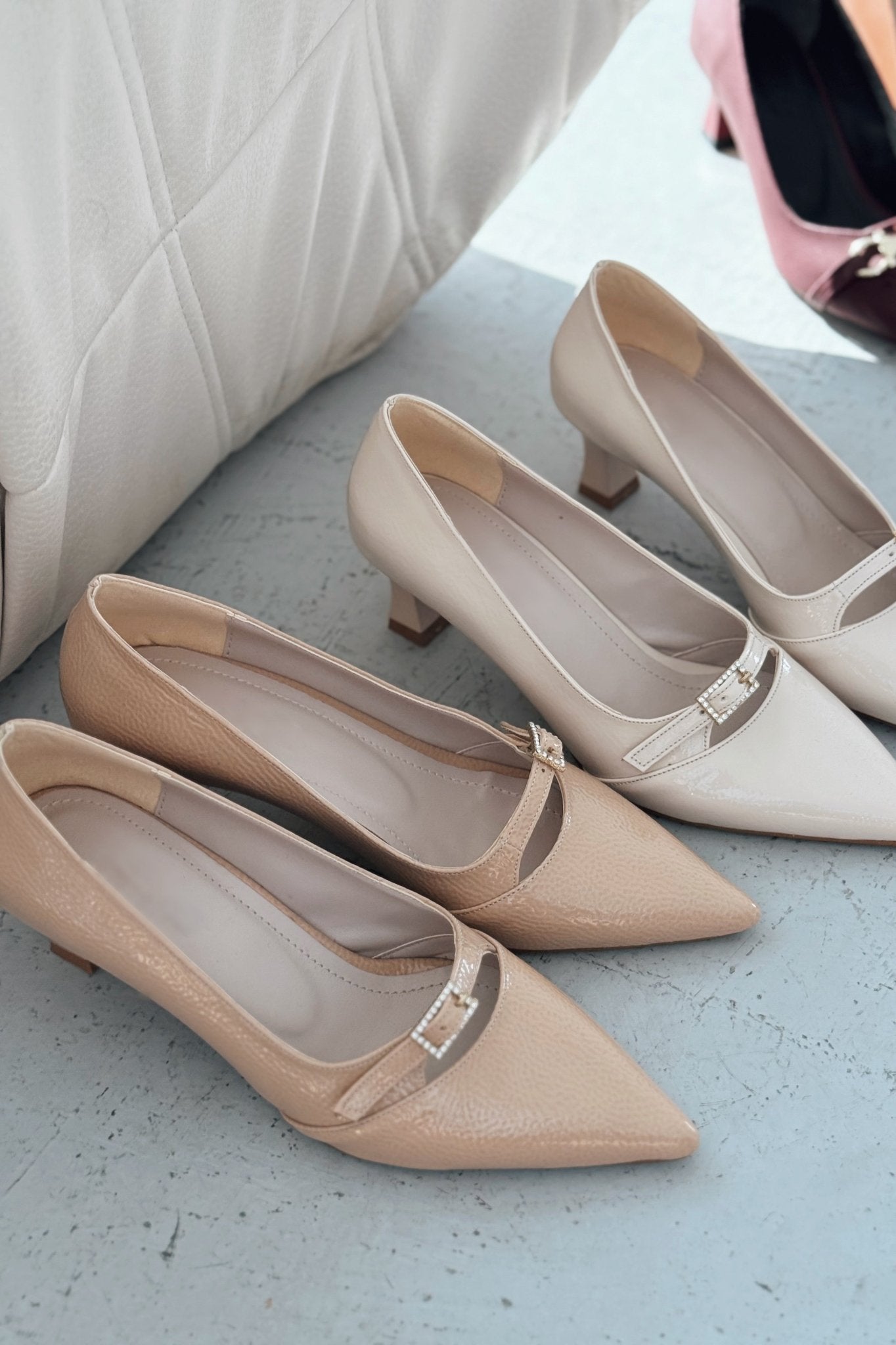 Jolor Parlak Deri Nude Toka Detaylı Stiletto - ILOVESHOES