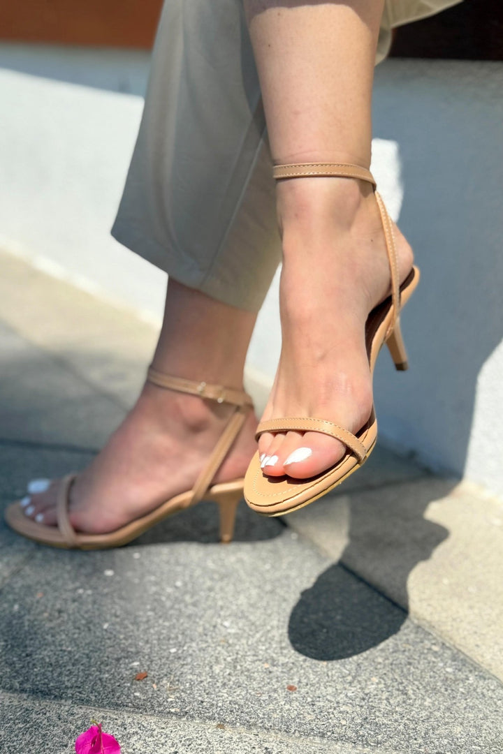Colva Mat Deri Nude Tek Bant Topuklu Ayakkabı - ILOVESHOES