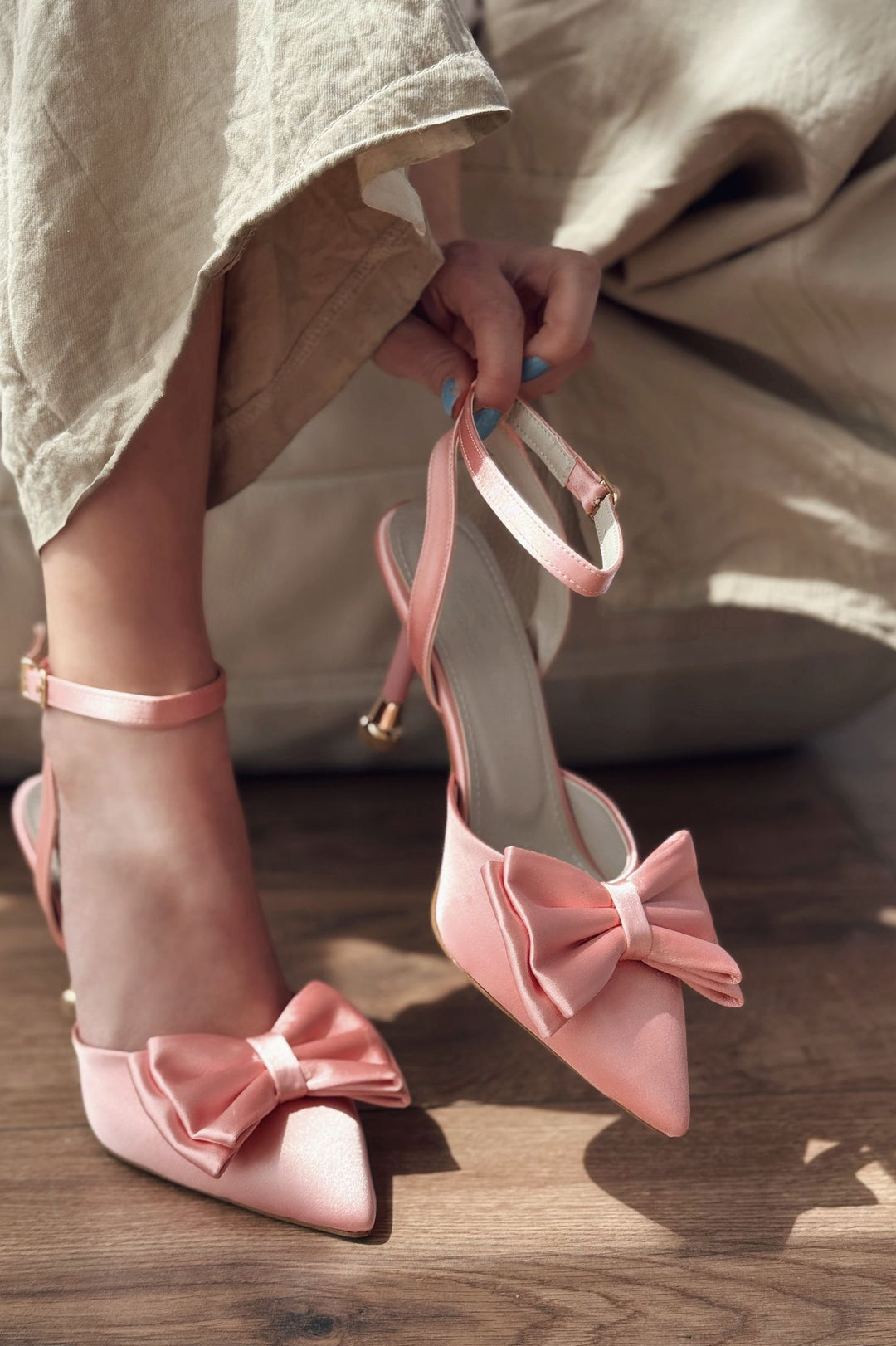 Jorena Saten Pembe Fiyonk Detaylı Topuklu Ayakkabı - ILOVESHOES