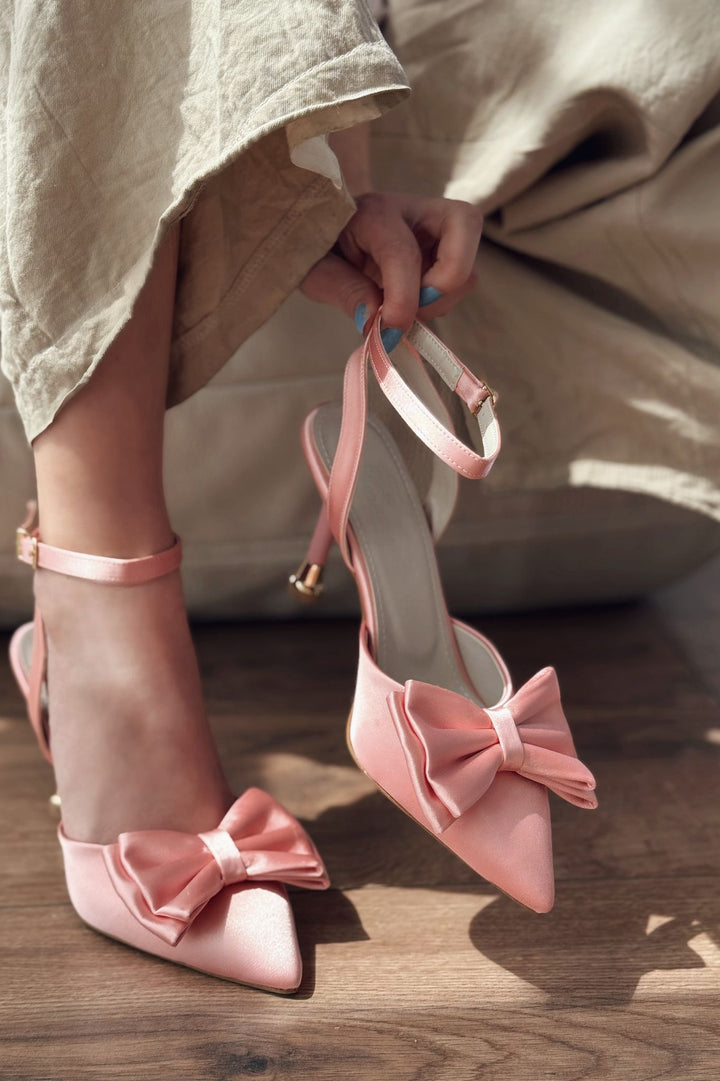 Jorena Saten Pembe Fiyonk Detaylı Topuklu Ayakkabı - ILOVESHOES