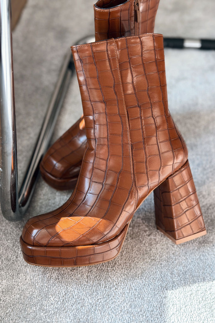 Rivoks Mat Deri Desenli Platform Topuklu Bot Taba - ILOVESHOES