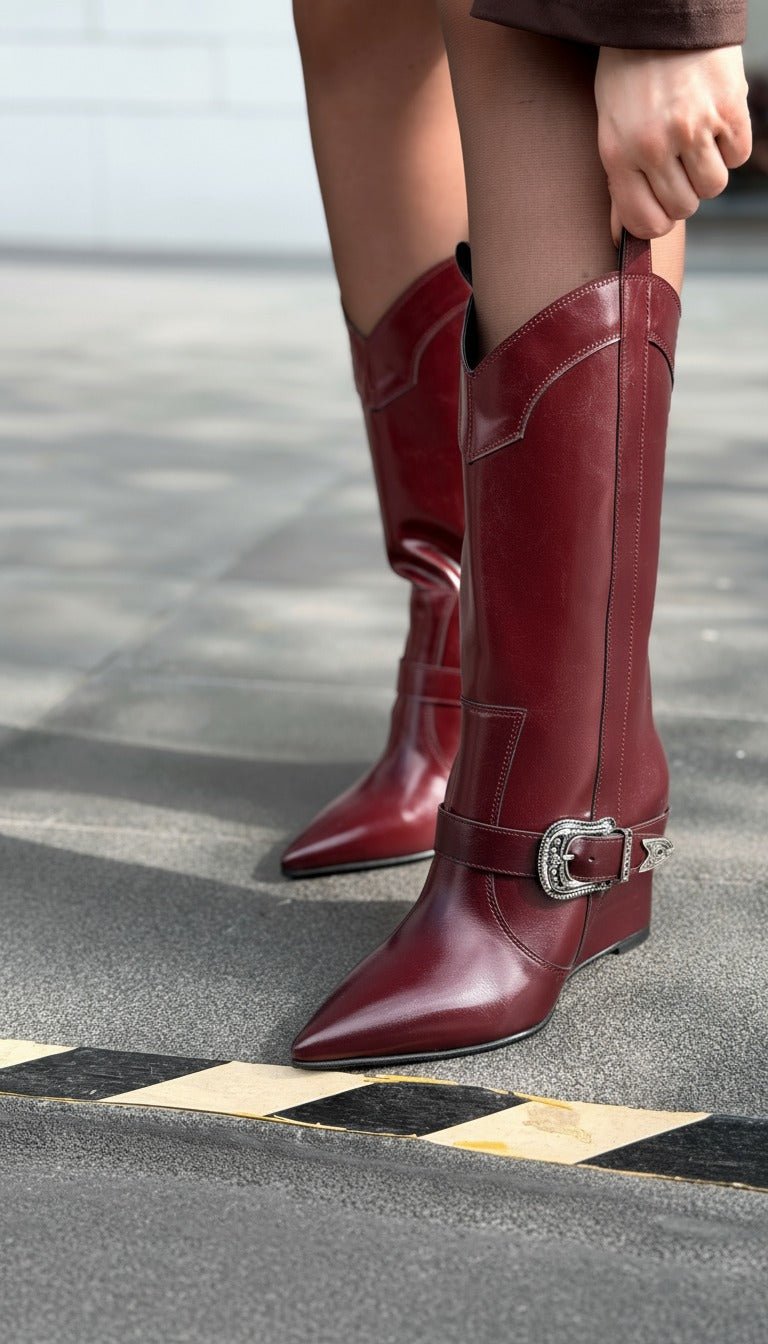 Bonvir Kadın Dolgu Topuklu Çizme Bordo Parlak Deri - ILOVESHOES