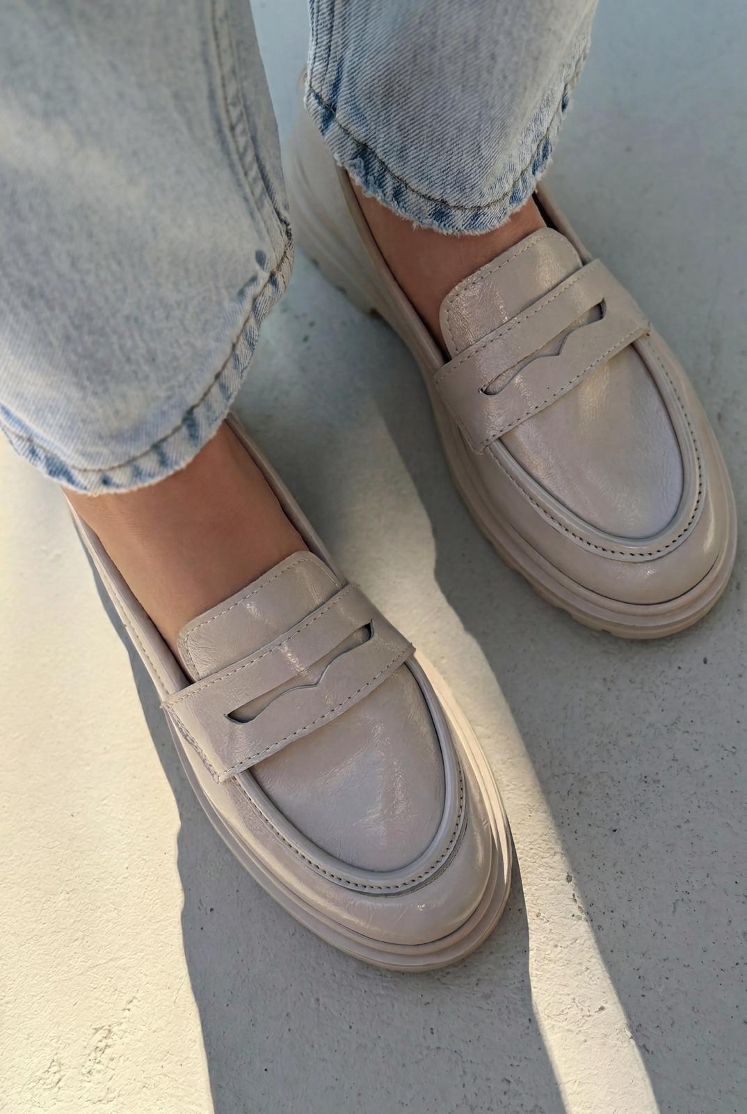 Kastrel Kasın Loafer Bej Kırışık Rugan - ILOVESHOES