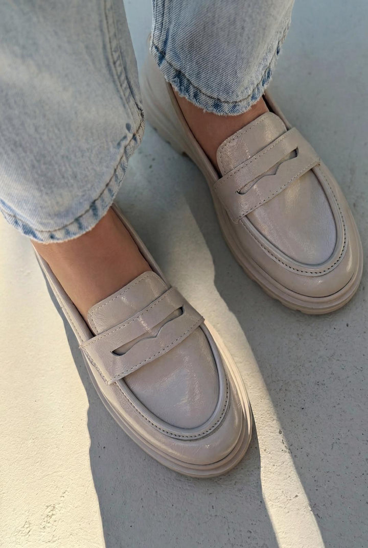 Kastrel Kasın Loafer Bej Kırışık Rugan - ILOVESHOES