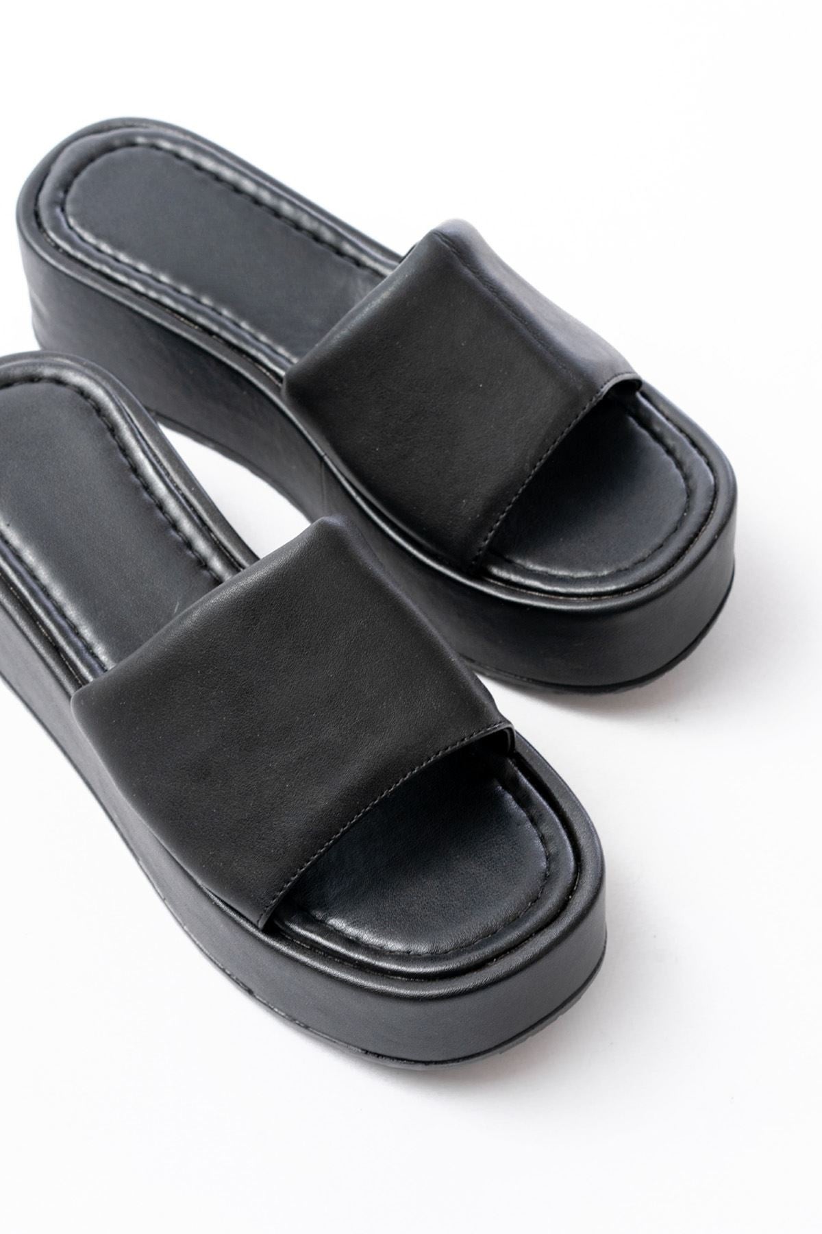 Jarmel Mat Deri Siyah Kalın Taban Kadın Terlik - ILOVESHOES