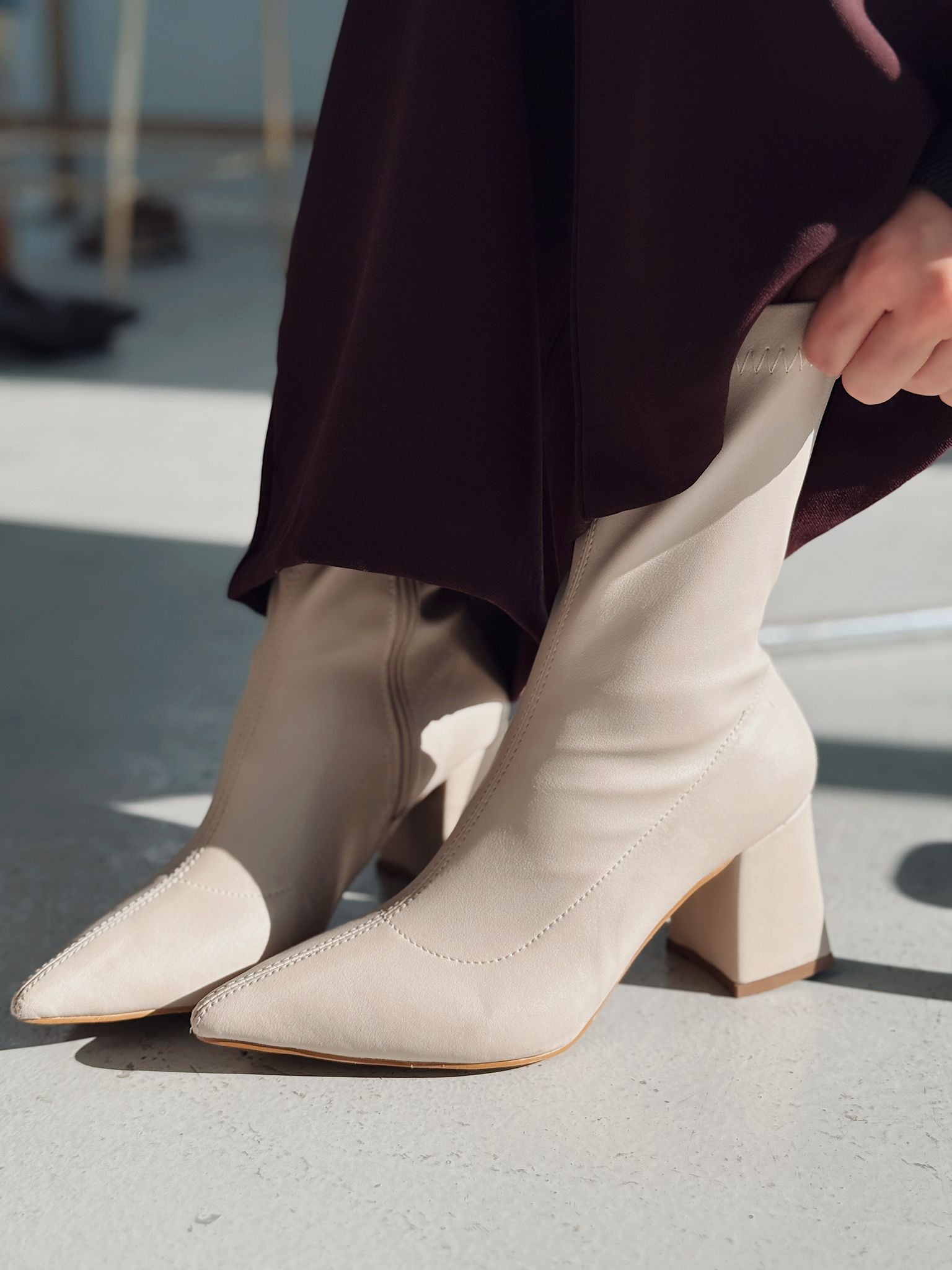 Nysea Kadın Topuklu Streç Bot Bej Mat Deri - ILOVESHOES