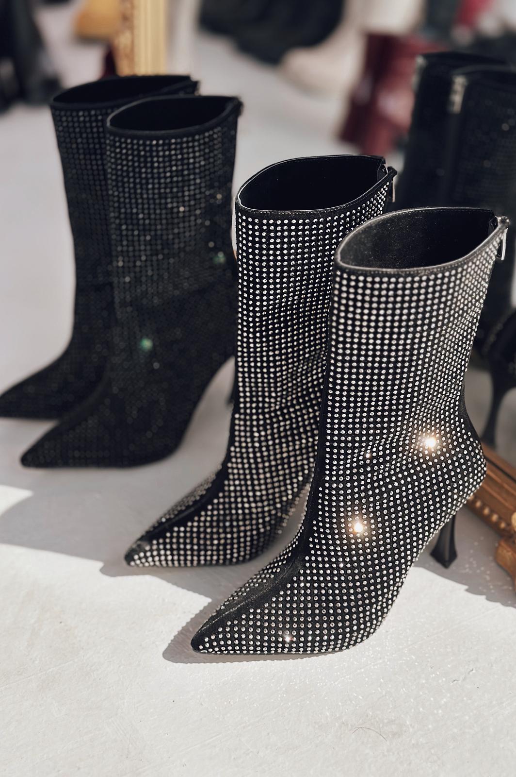 Simley Topuklu Kadın Çizme Siyah Süet Gri Taşlı - ILOVESHOES