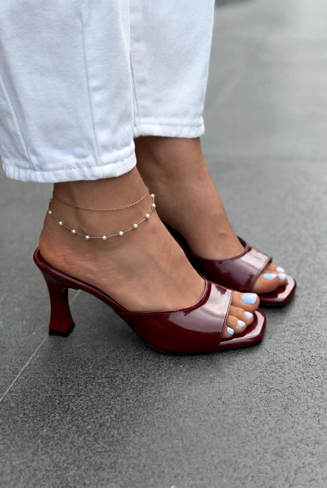 Arinor Topuklu Terlik Bordo Rugan - ILOVESHOES