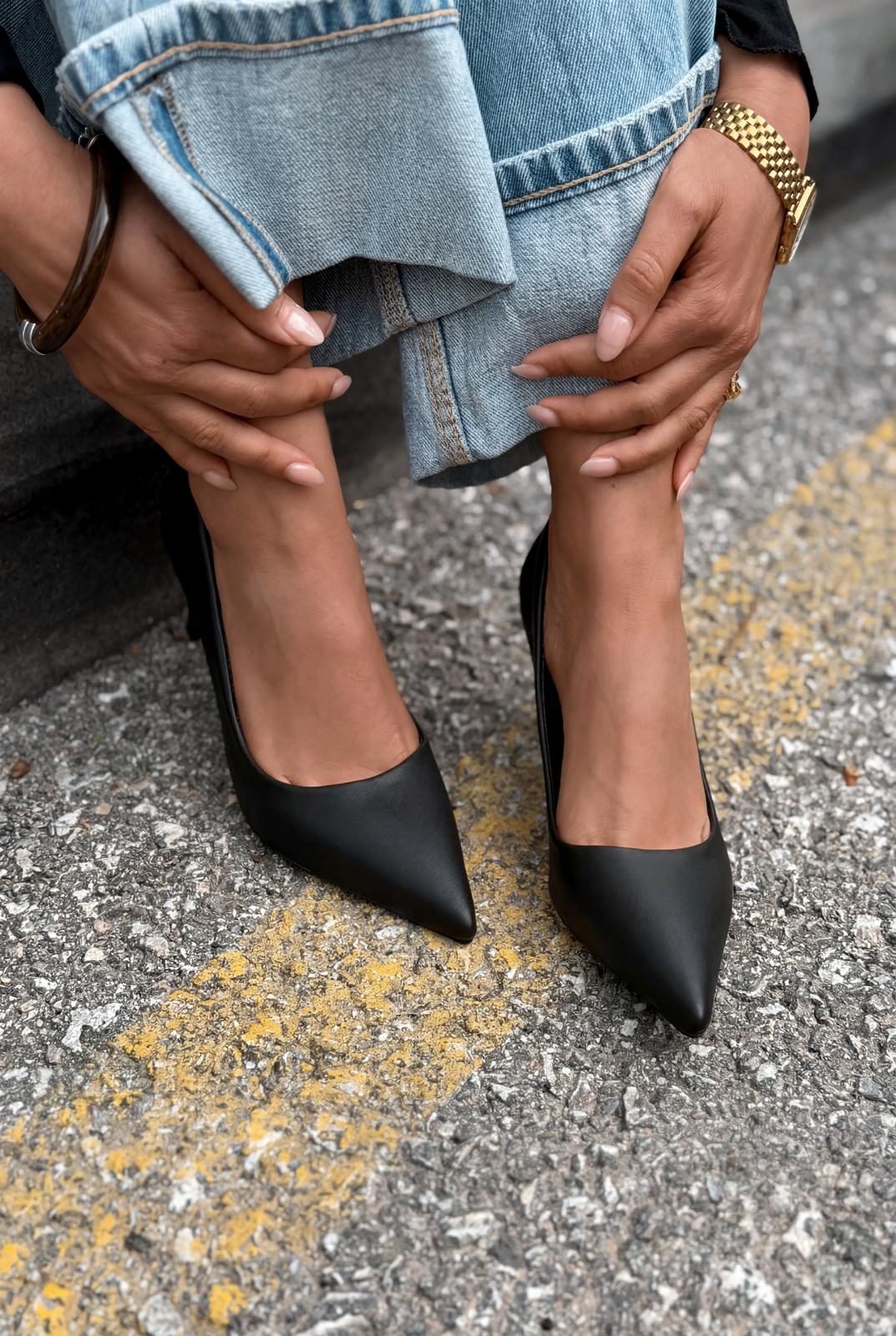 Delvion Siyah Mat Deri Kadın Stiletto - ILOVESHOES