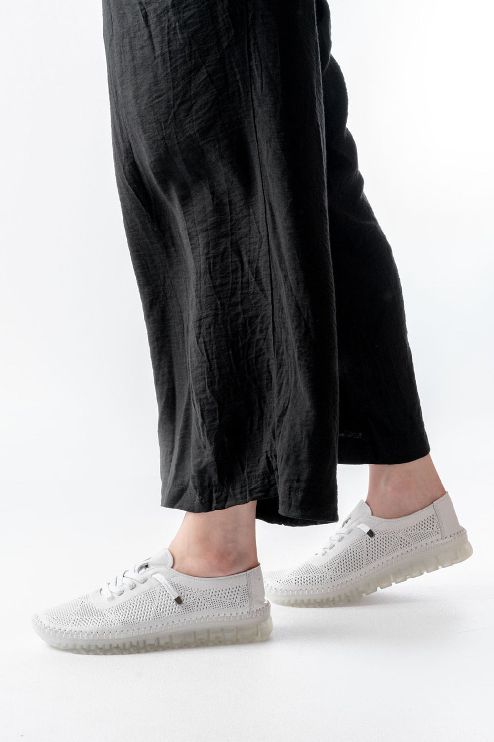 Narissa Hakiki Deri Beyaz Şeffaf Taban Kadın Spor Ayakkabı - ILOVESHOES