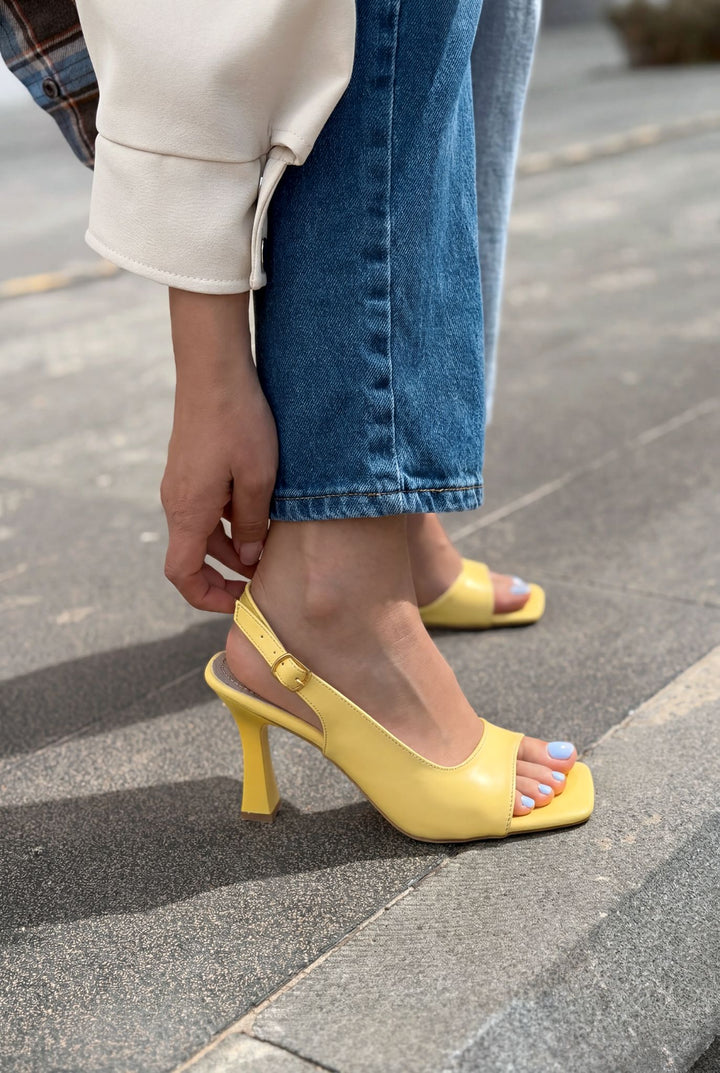 Solvion Topuklu Sandalet Sarı Mat Deri - ILOVESHOES