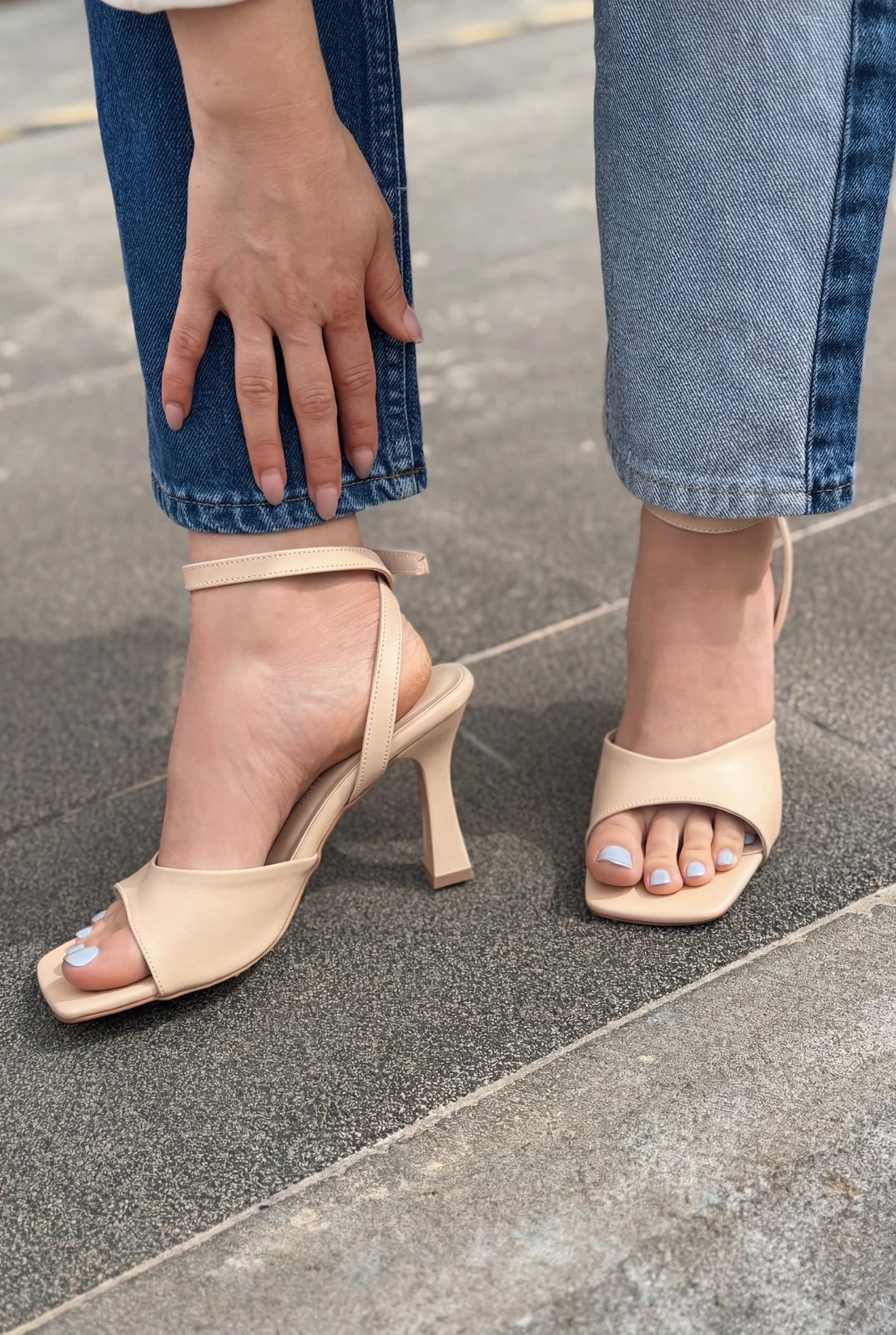 Velniel Topuklu Sandalet Nude Mat Deri - ILOVESHOES