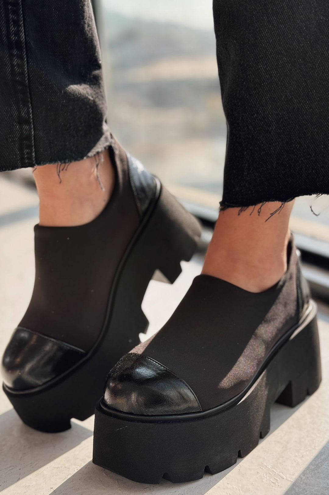 Vinado Dalgıç Kalın Taban Siyah Kadın Ayakkabı - ILOVESHOES