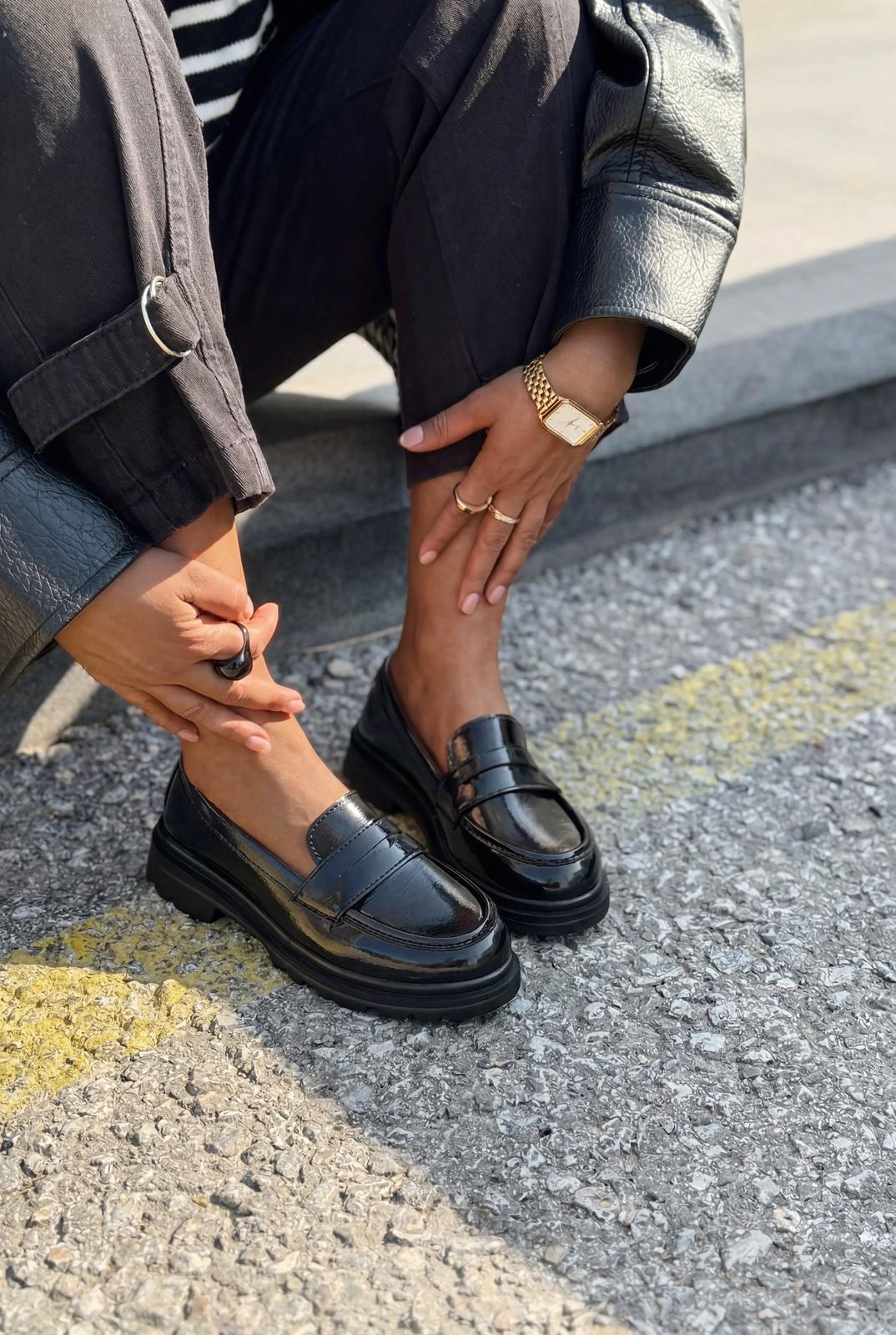 Kastrel Kasın Loafer Siyah Kırışık Rugan - ILOVESHOES