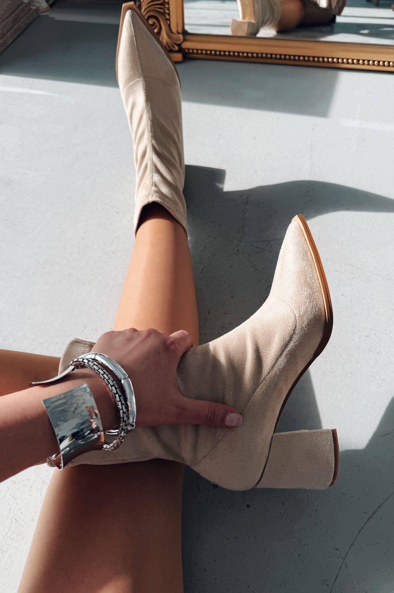 Caryne Kadın Topuklu Streç Bot Bej Süet - ILOVESHOES