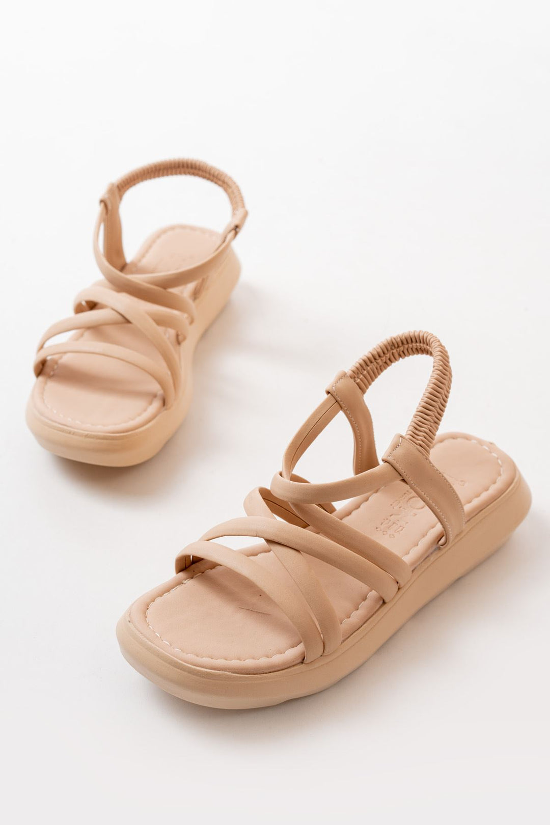 Selvia Mat Deri Nude Çapraz Bantlı Kadın Sandalet - ILOVESHOES