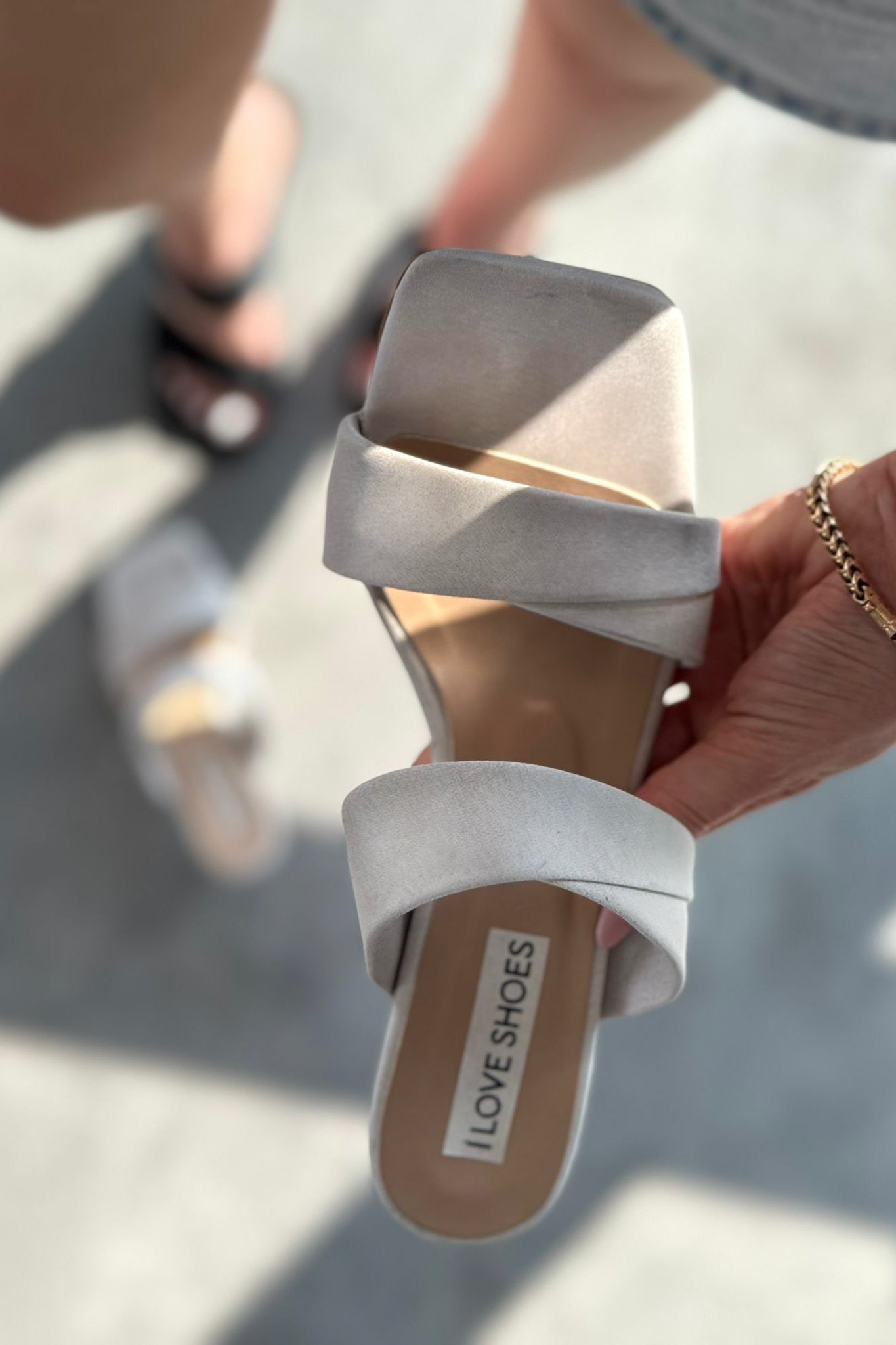 Mirvo Mat Deri Gri Bant Detaylı Topuklu Terlik - ILOVESHOES
