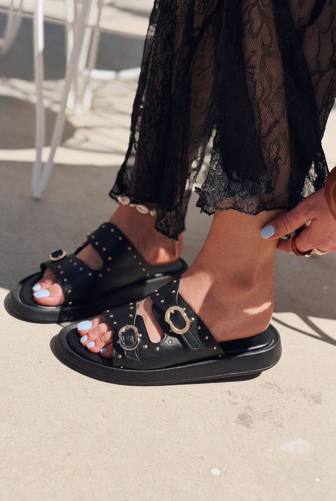 Roveno Siyah Mat Deri Kadın Terlik - ILOVESHOES