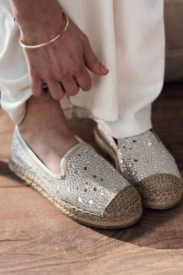 Jorelis Süet Parlak Taş Detaylı Espadril Loafer Bej - ILOVESHOES