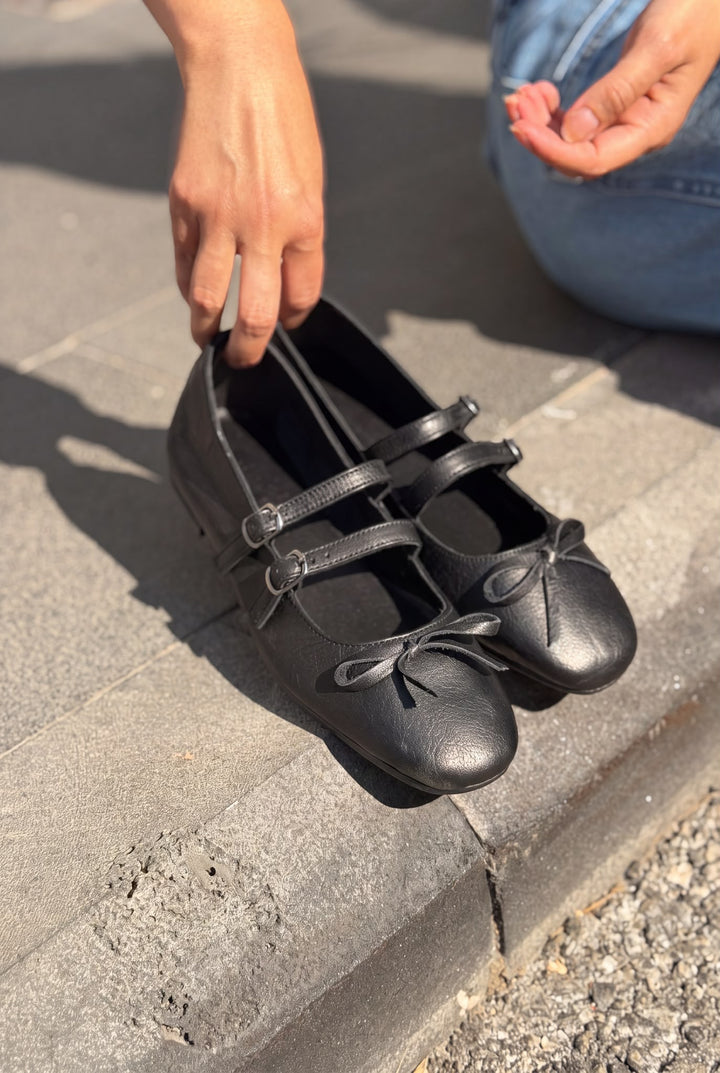 Lovia Siyah Mat Hakiki Deri Kadın Babet - ILOVESHOES