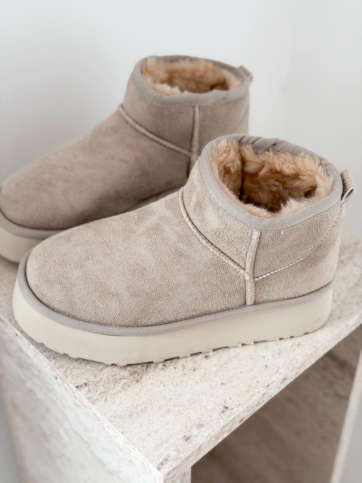 Leonar Kadın İçi Tüylü Bot Bej Süet - ILOVESHOES