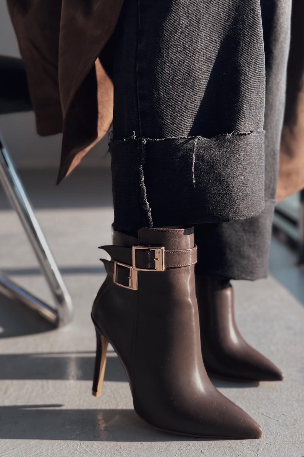 Traxes Mat Deri Toka Detaylı Acı Kahve Kadın Bot - ILOVESHOES