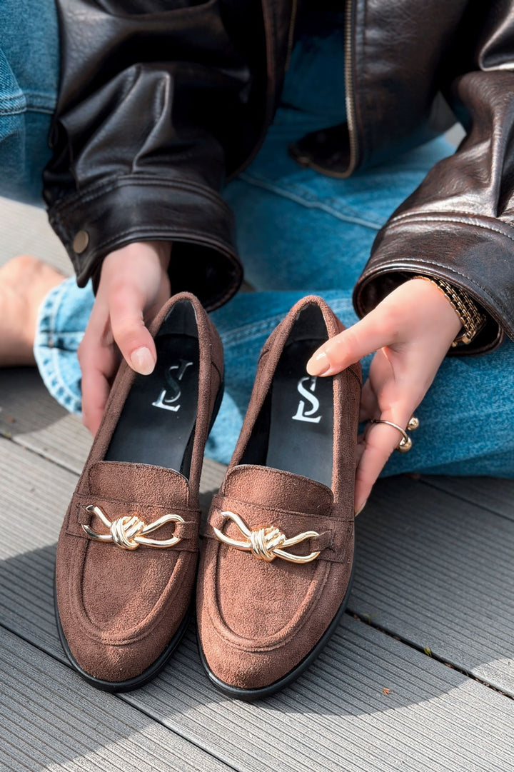 Norel Kadın Loafer Acıkahve Süet Fiyonk Detaylı - ILOVESHOES