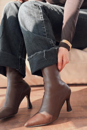 Jedaws Mat Deri İnce Topuklu Çorap Bot Acıkahve - ILOVESHOES