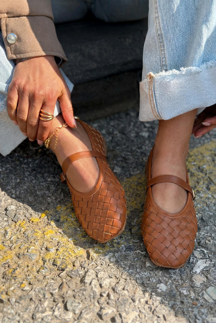 Roselle Kadın Babet Taba Parlak Deri - ILOVESHOES