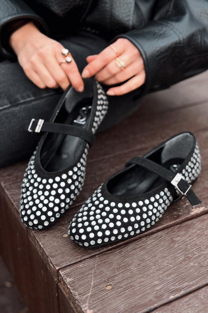Orion Kadın Babet Siyah Süet Gri Taş Detaylı - ILOVESHOES