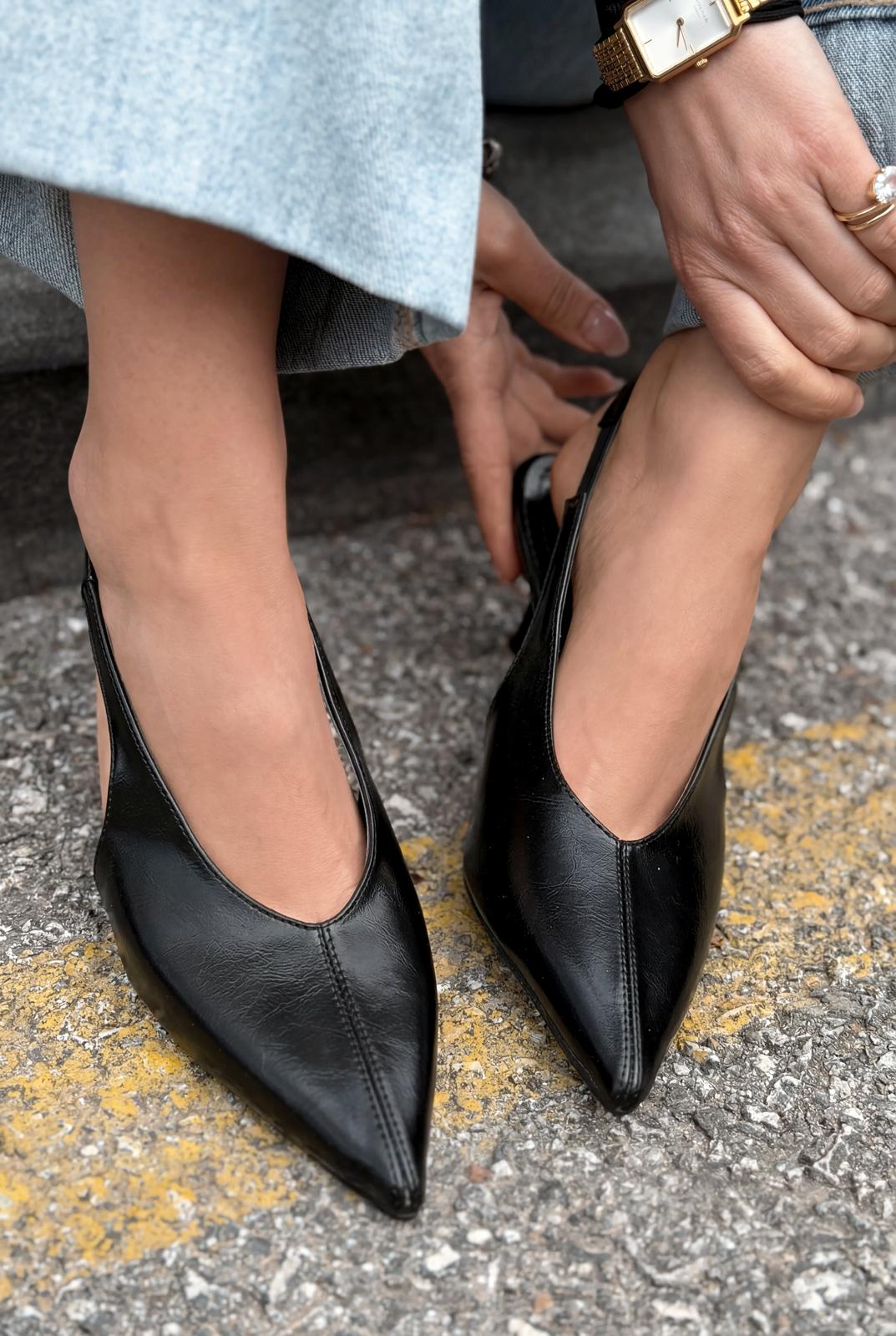 Navore Siyah Kırışık Deri Kadın Stiletto - ILOVESHOES