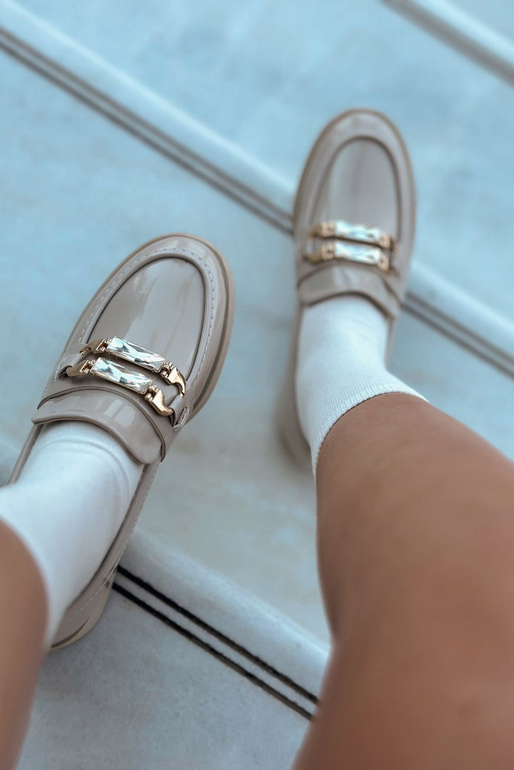 Sabella Rugan Taş Detaylı Bej Kadın Laofer - ILOVESHOES