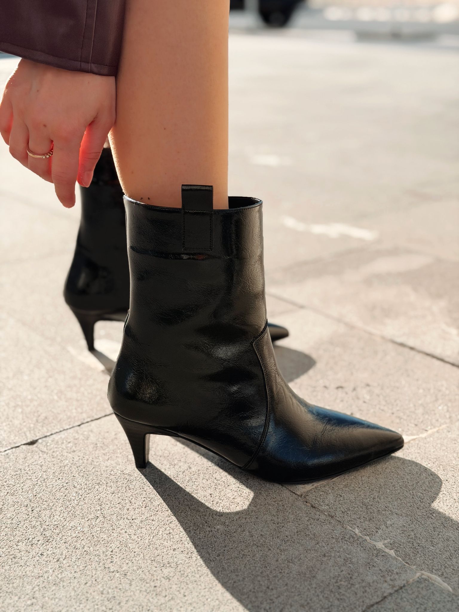 Lavino Kadın Topuklu Bot Siyah Kırışık Rugan - ILOVESHOES