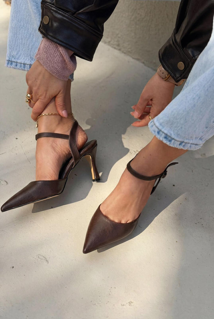 Beloria Stiletto Acıkahve Mat Deri - ILOVESHOES