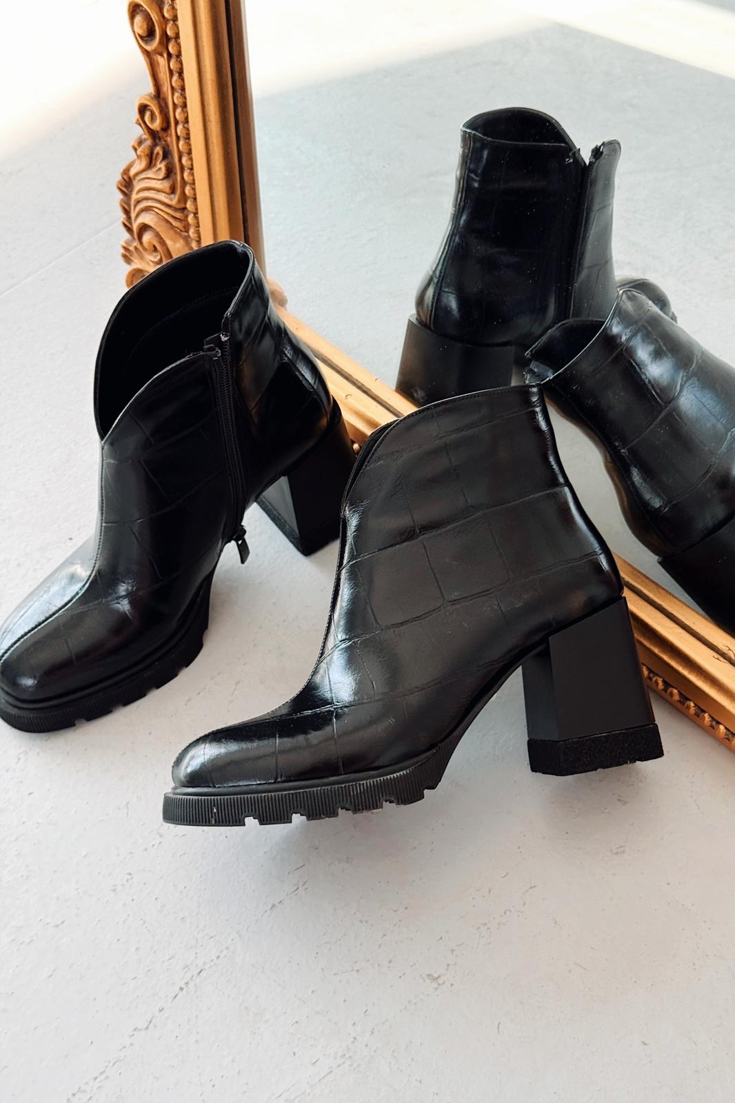 Rancel Kadın Topuklu Bot Siyah Parlak Deri - ILOVESHOES