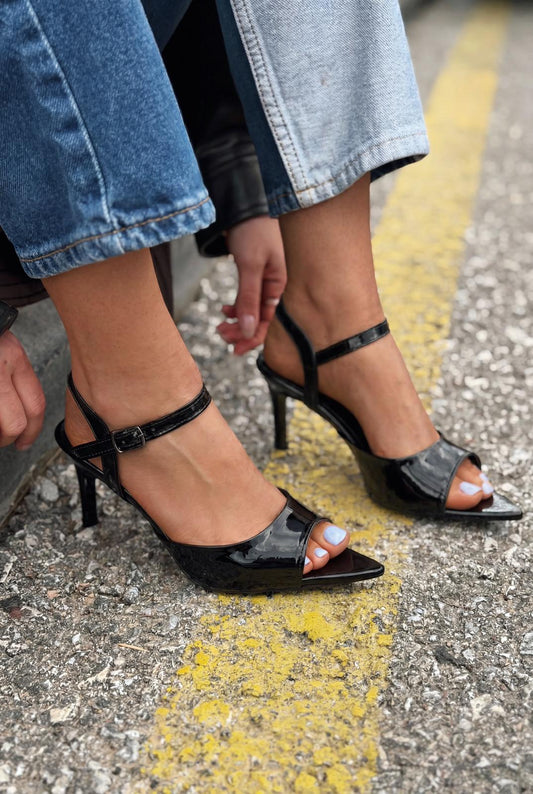 Ardor Topuklu Sandalet Siyah Rugan - ILOVESHOES