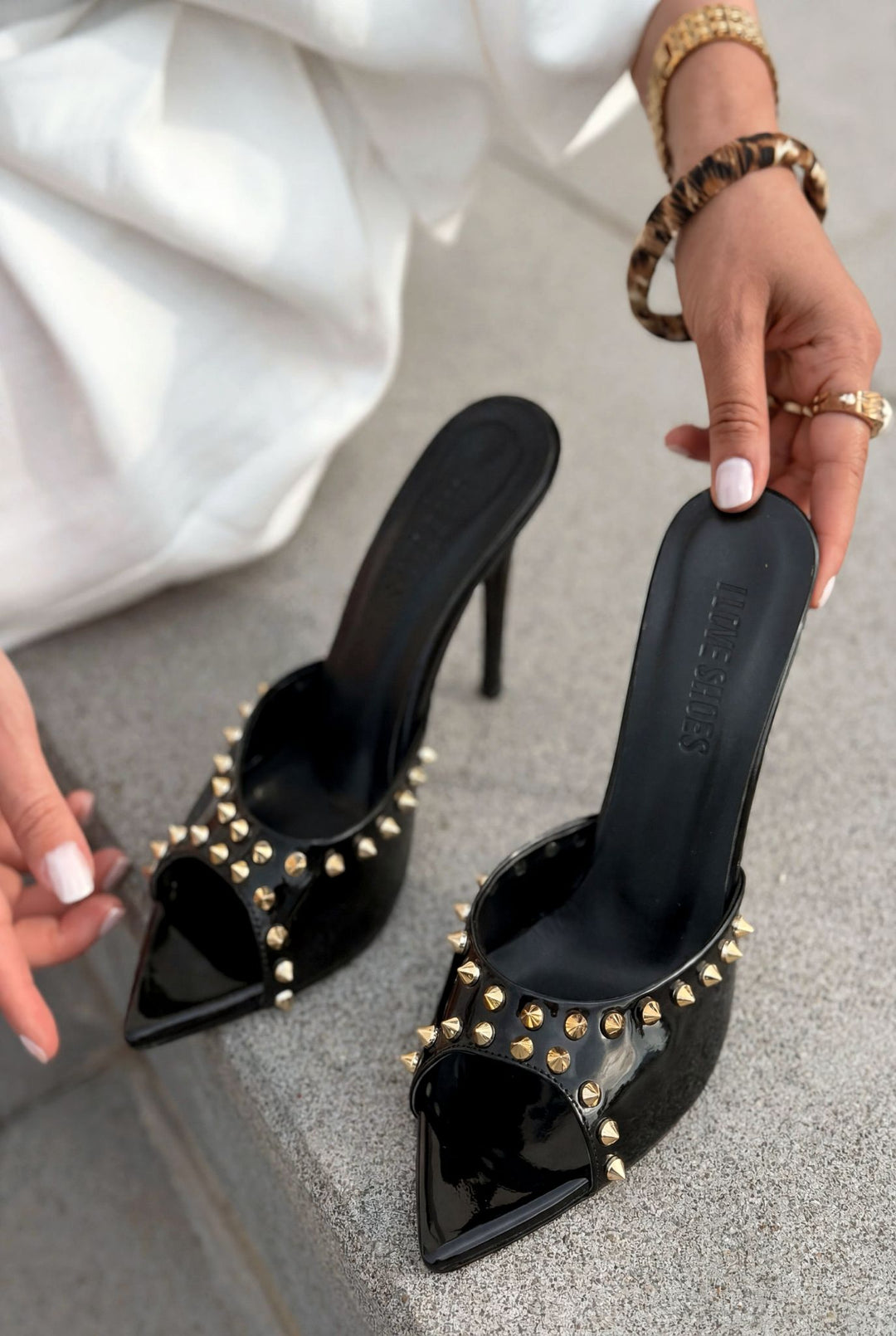 Limra Siyah Rugan Troklu Kadın Topuklu Terlik - ILOVESHOES