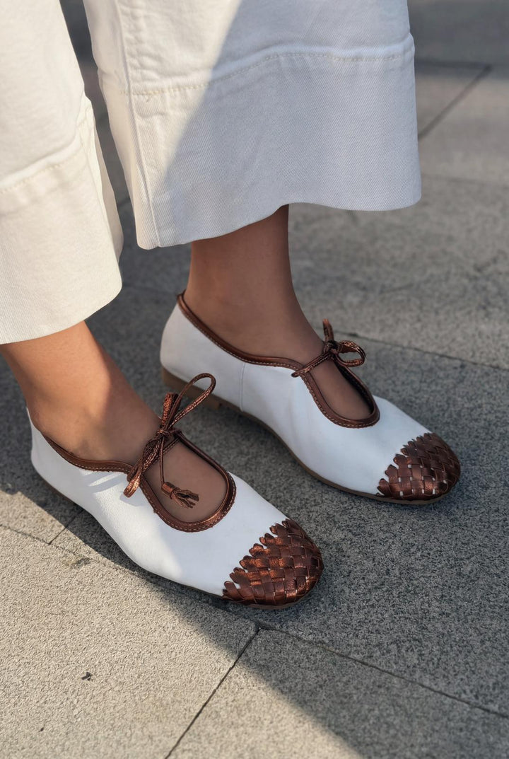 Talorin Hakiki Deri Kadın Bağcıklı Babet Metalik Bronz - ILOVESHOES