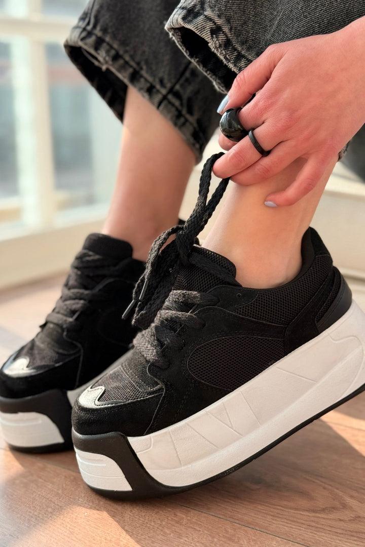Ravela Siyah Fileli Yüksek Taban Kadın Spor Ayakkabı - ILOVESHOES Türkiye