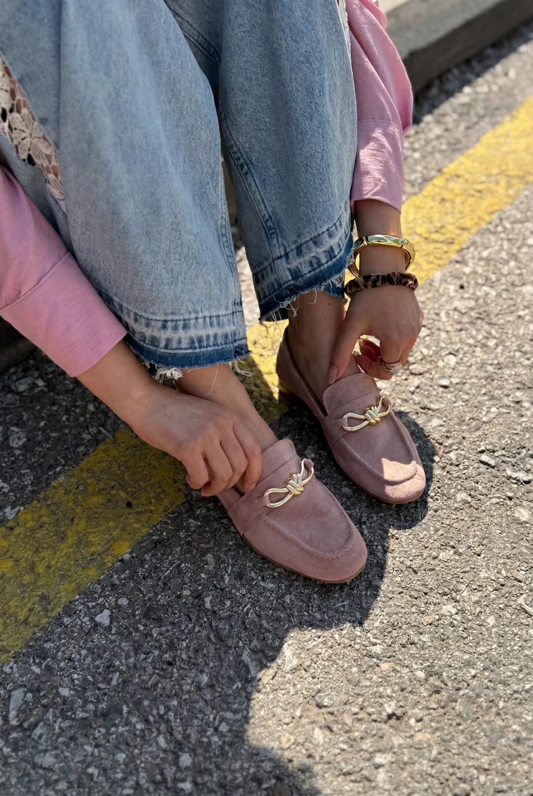 Avelis Kadın Loafer Pudra Süet Fiyonk Detaylı - ILOVESHOES