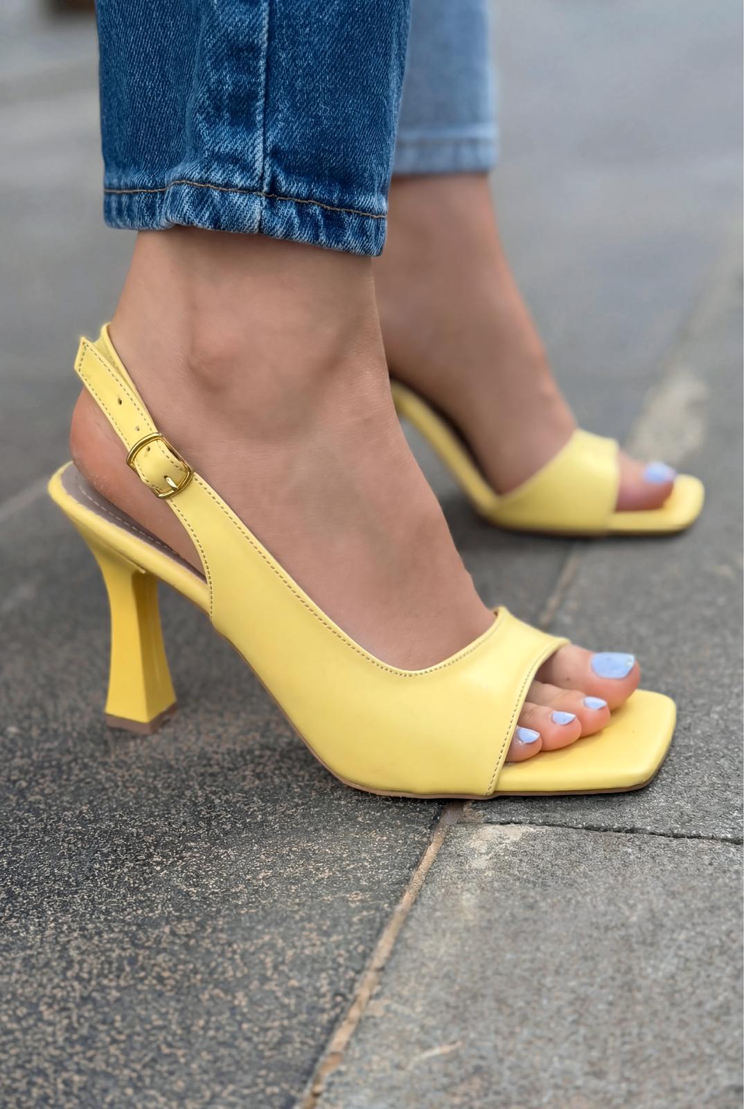 Solvion Topuklu Sandalet Sarı Mat Deri - ILOVESHOES