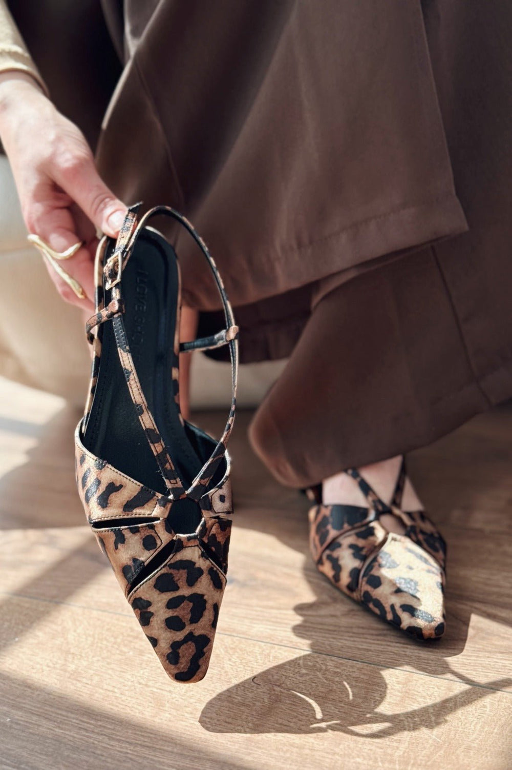 Ozeras Saten Leo Desenli Kısa Topuklu Stiletto - ILOVESHOES