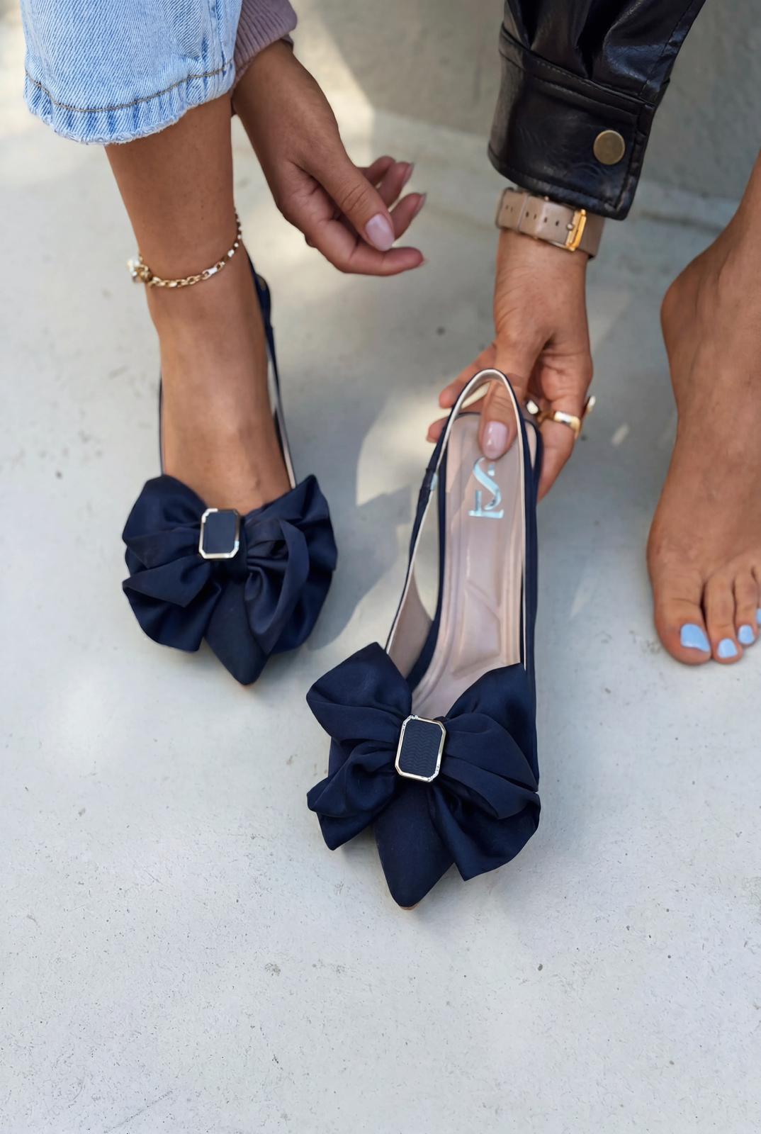 Velune Stiletto Lacivert Saten Fiyonk Detaylı - ILOVESHOES