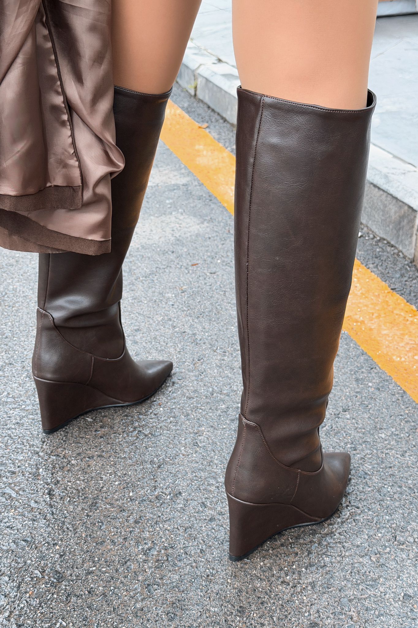 Ravita Kadın Dolgu Topuklu Çizme Acıkahve Mat Deri - ILOVESHOES