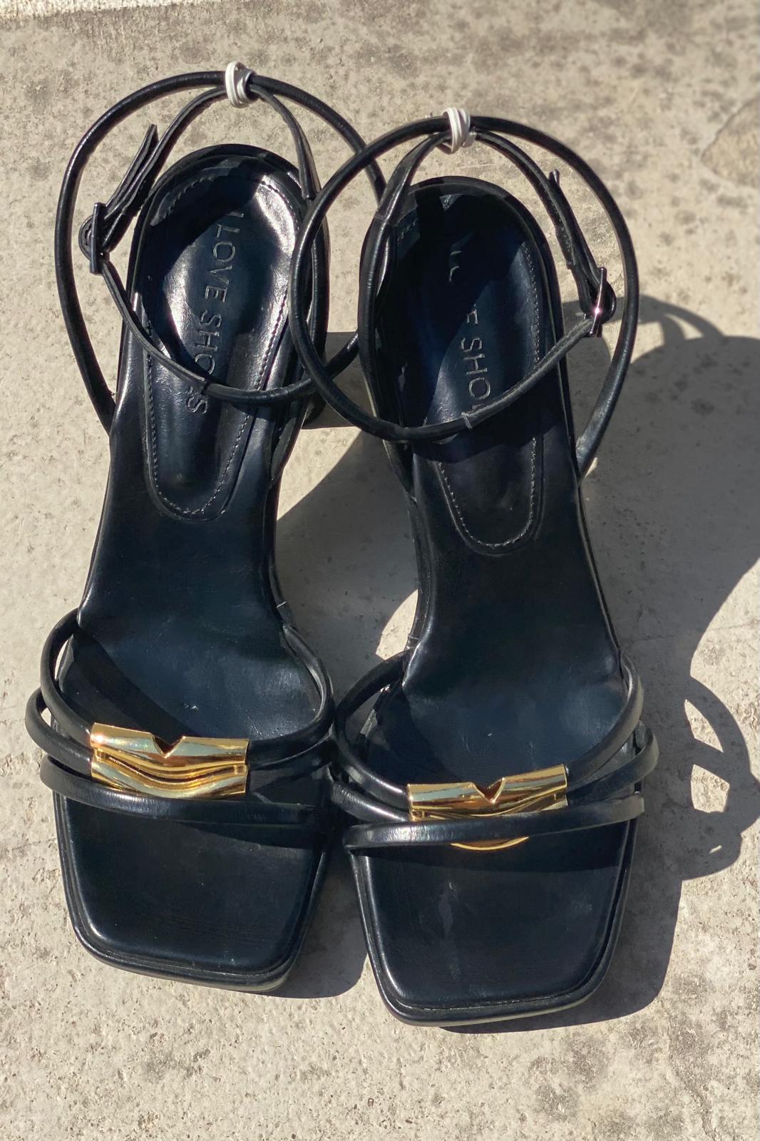 Volana Mat Deri Siyah Topuklu Ayakkabı - ILOVESHOES