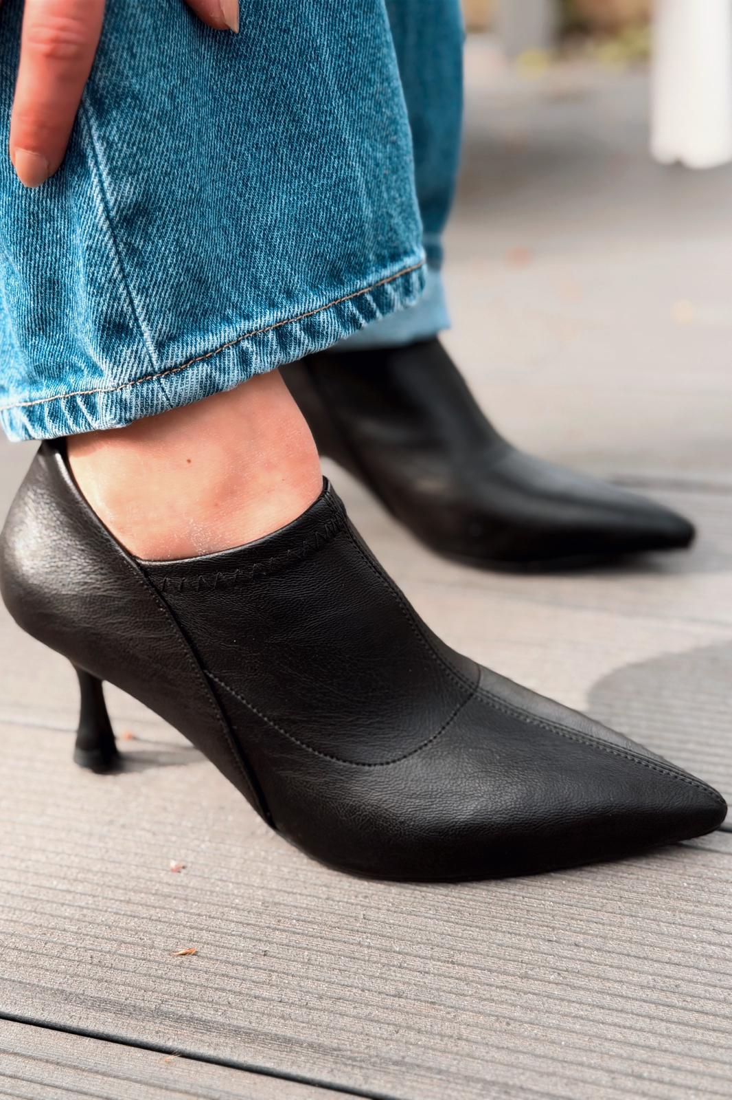 Olia Topuklu Ayakkabı Siyah Mat Deri - ILOVESHOES