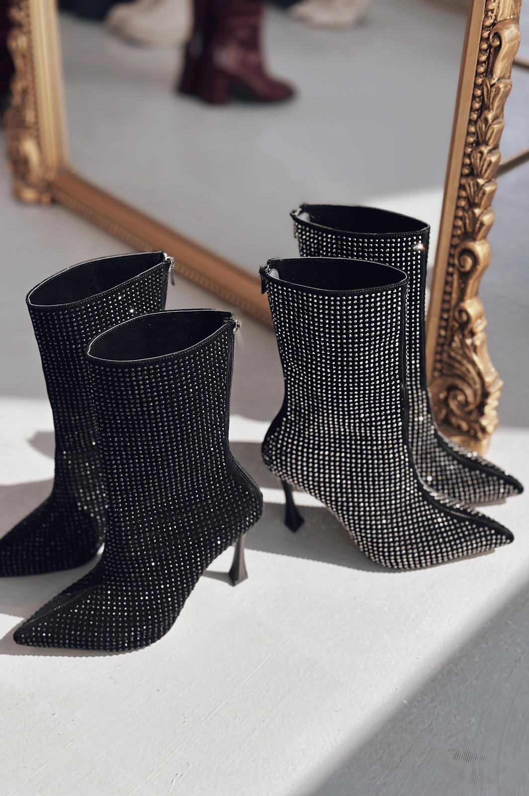 Simley Topuklu Kadın Çizme Siyah Süet Gri Taşlı - ILOVESHOES