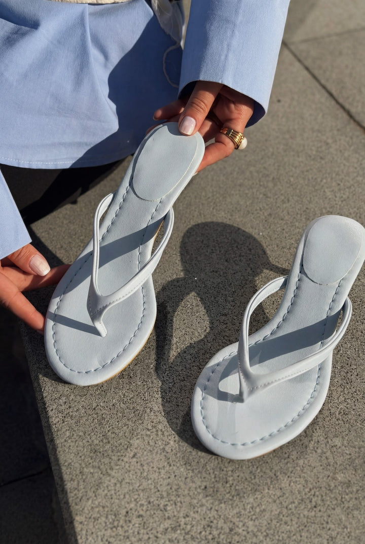 Arlene Bebek Mavisi Mat Deri Kadın Topuklu Parmak Arası Terlik - ILOVESHOES