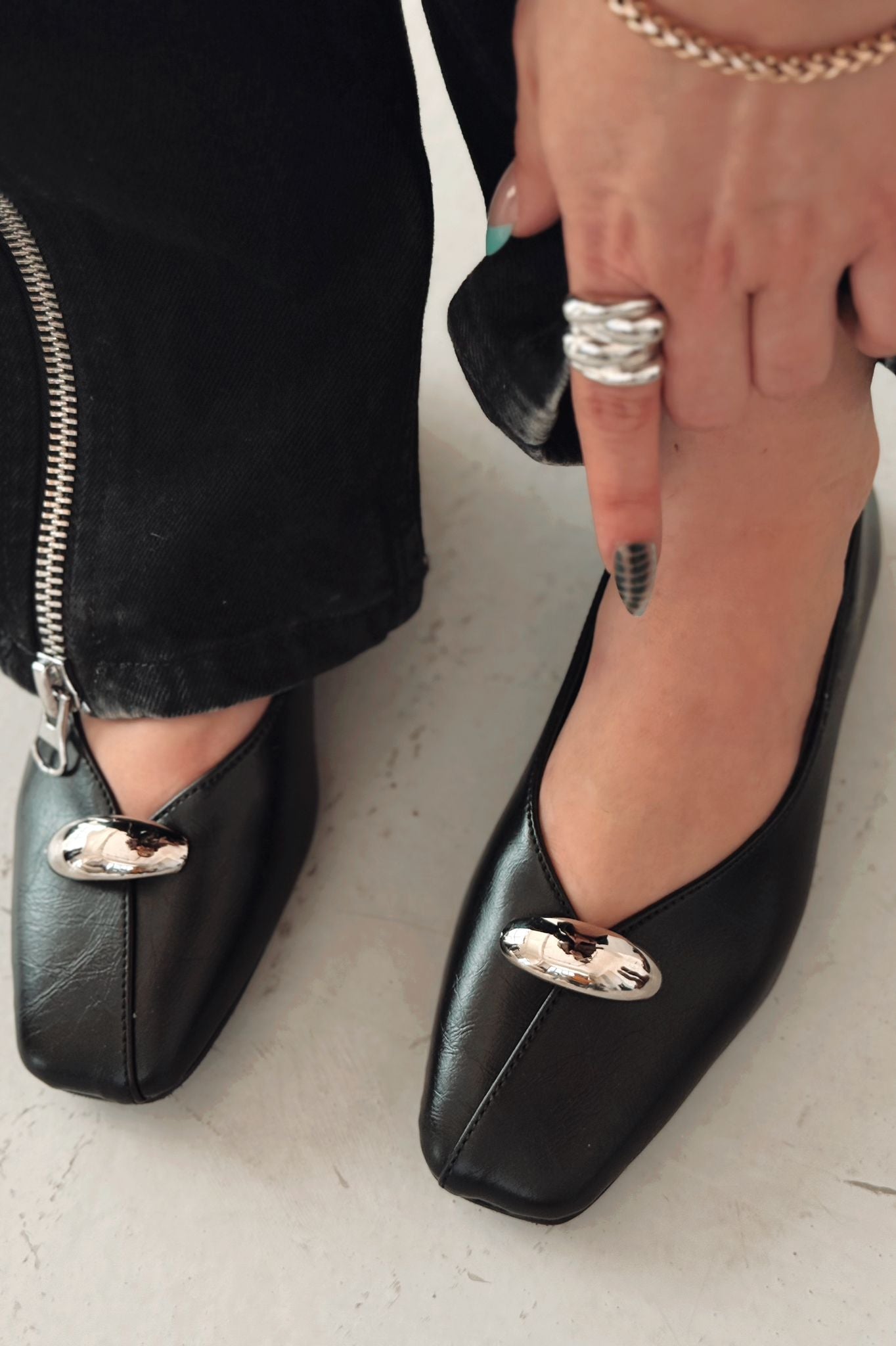 Tormel Kadın Babet Siyah Mat Deri - ILOVESHOES